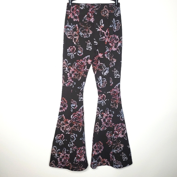 17) FREE PEOPLE Floral High Waisted Wide Bell Bottom Flare Sz. 2 - Picture 7 of 7